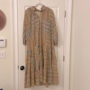 Maxi dress with slip liner